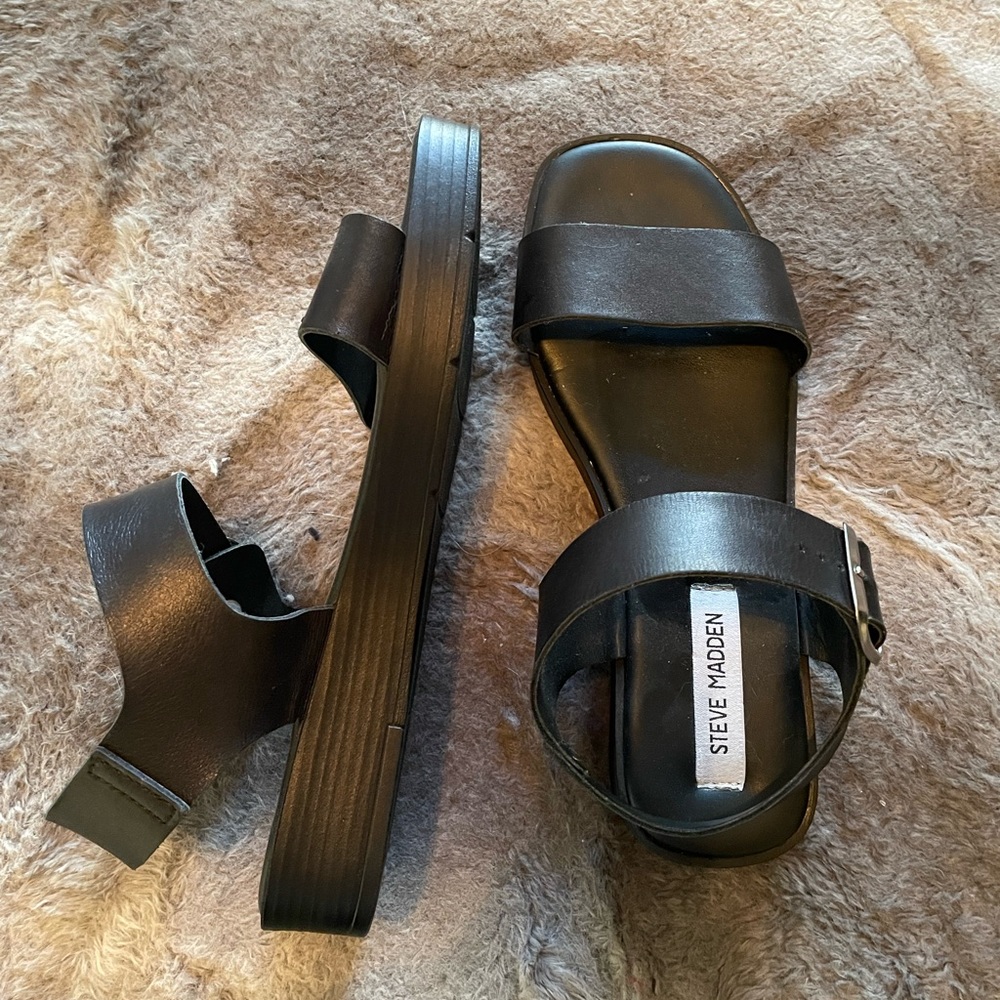 Steve Madden Keenan Sandals